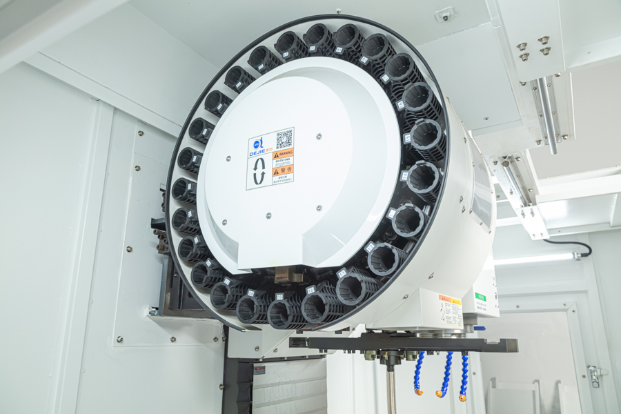 Small Cutting Machine Vmc 850 CNC Aluminum Vertical Milling Machining Center