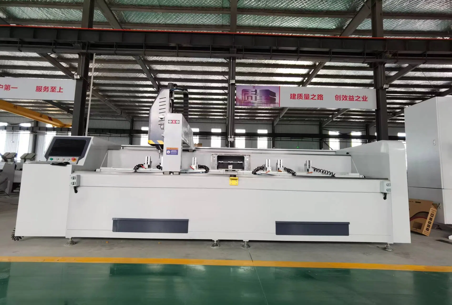 Aluminum Profile Doors Windows Gantry CNC Machining Center