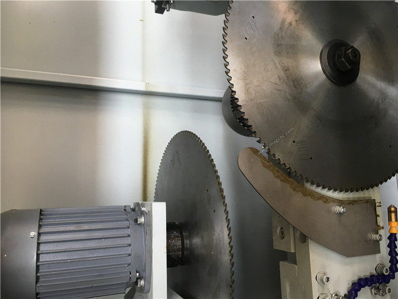 High Precision Notching Saw for Aluminum Profile Ljk-500