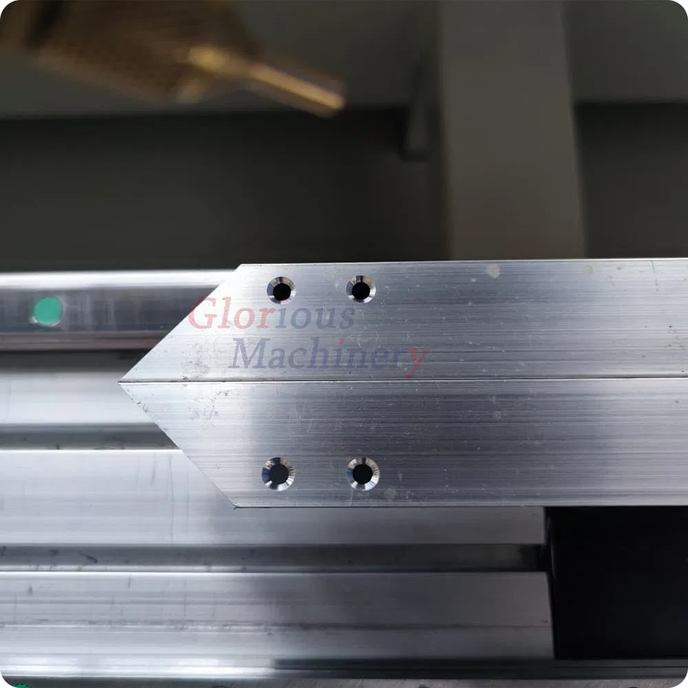 UPVC Copy Router Aluminum Hinge CNC &amp; Centre Milling Drilling Machine