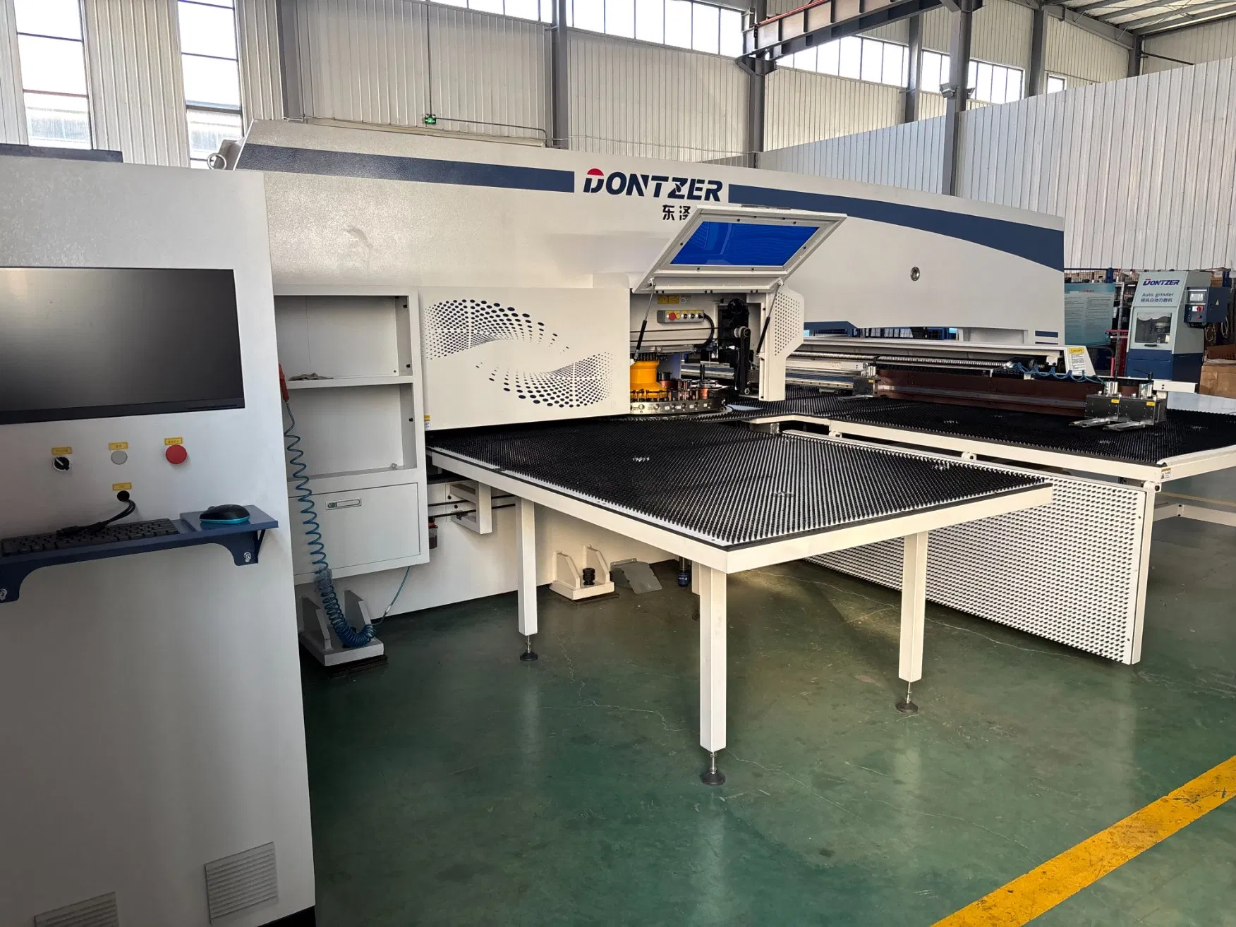 High Speed Aluminum Al Steel Plate Panel Drilling Punch Tool Machine , CNC Turret Coordinate Punching Press Machine for Cabinet, Shelf, Stand,Enclosure,Radiator