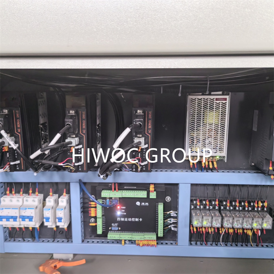 Superwindow CNC Drilling Milling Machine Making Milling Machine for Aluminum