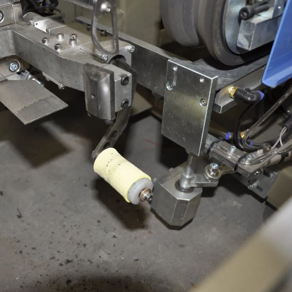 Automatic Insulated Glass Sealing Robot Machine Equipment for Double Glazing Glass Production