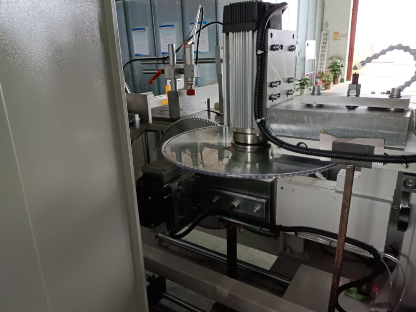 Notching Saw for Aluminum Curtain Wall Profile Machine