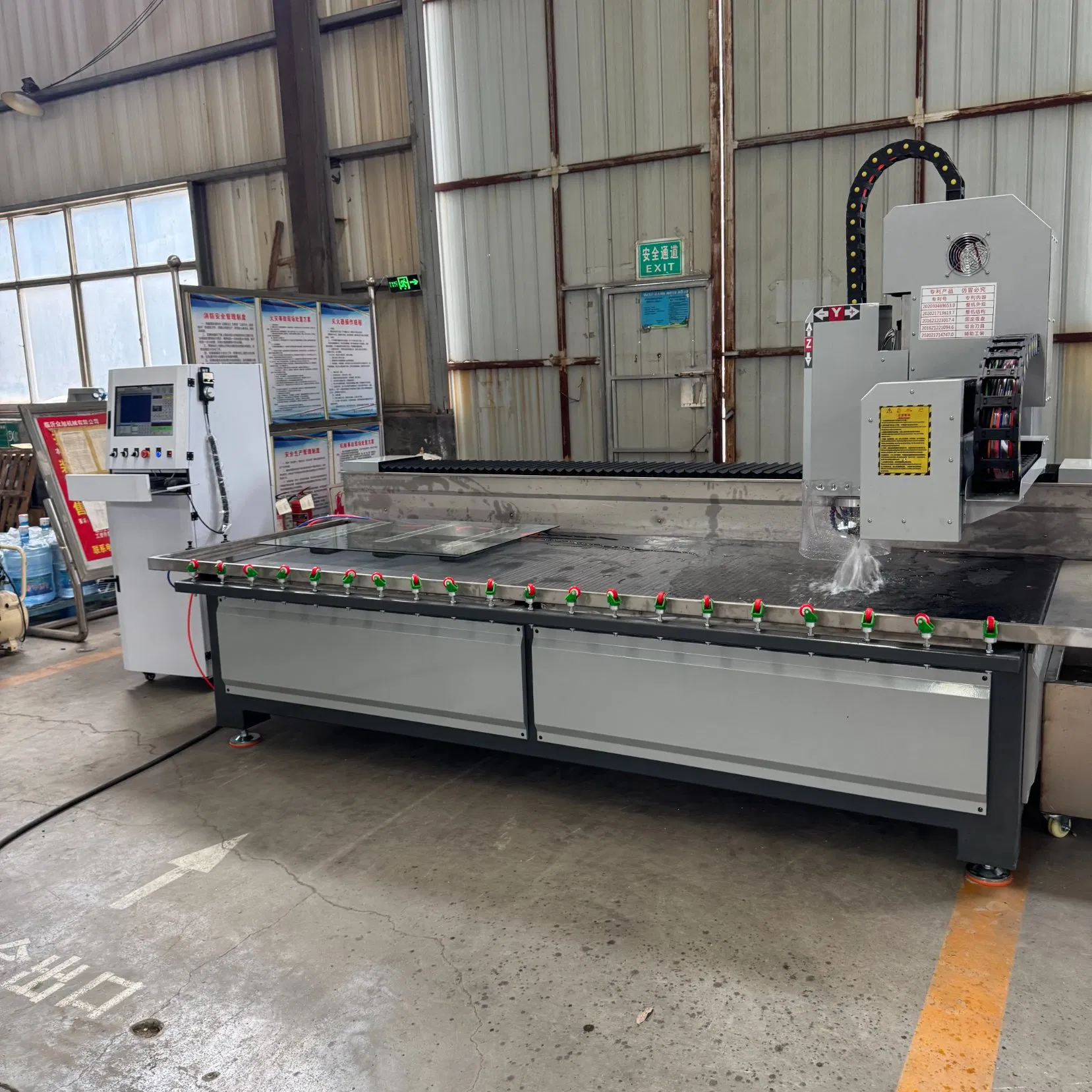 CNC Glass Milling Groove Machine Used for Glass Shaped Hole Drilling and Milling Especiallly for Bathroom Door and Window