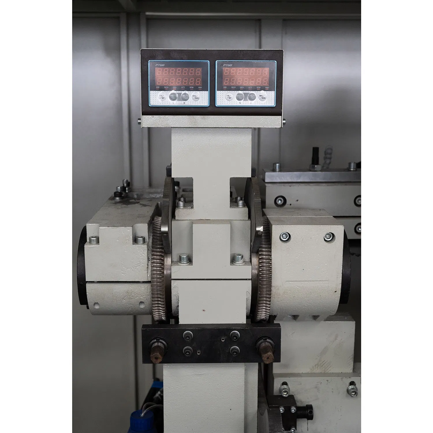 Precision Aluminum Curtain Wall Notching Saw for Facade Assembly