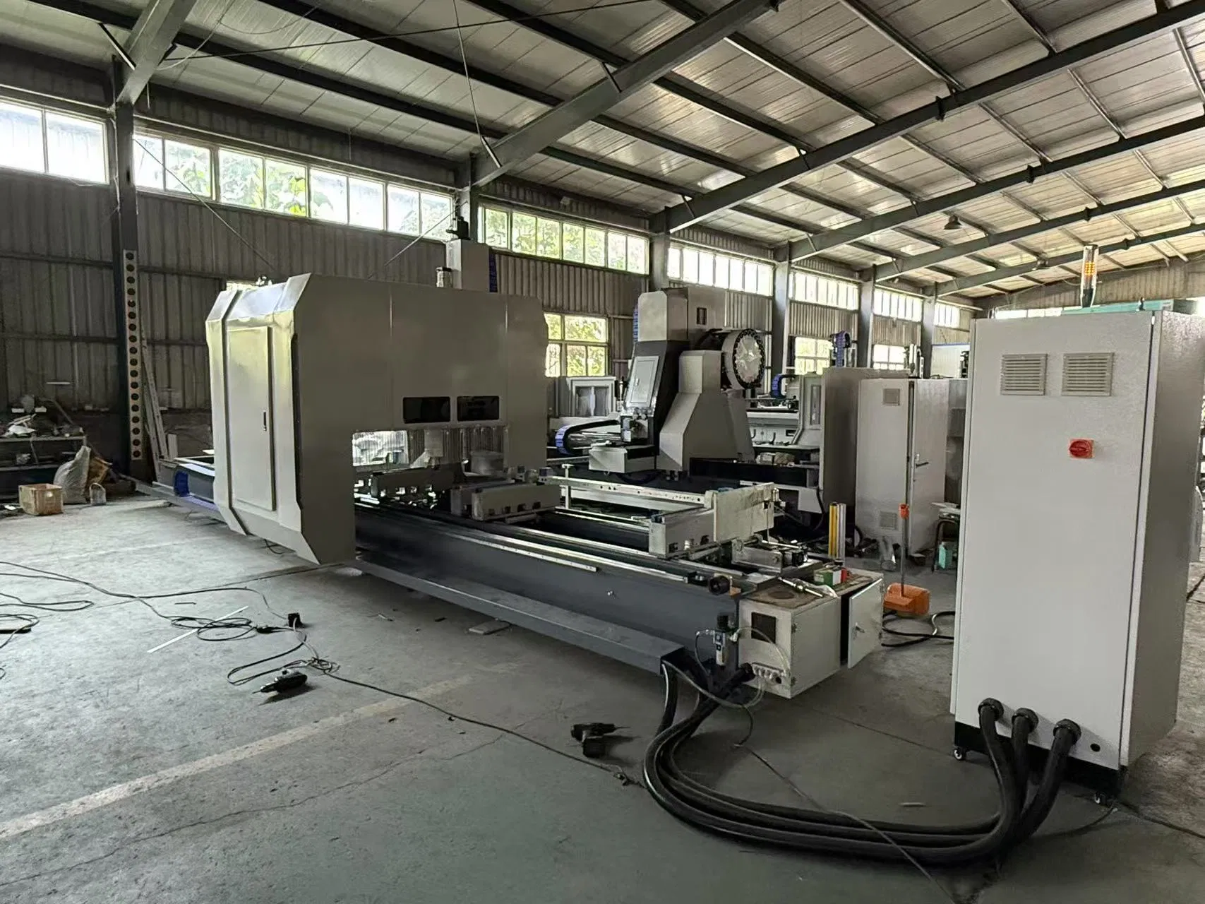 Aluminum Profile Curtain Wall Efficient Drilling Special Door and Window Equipment Aluminum Profile Four Axis CNC Machining Center with Patents and CE
