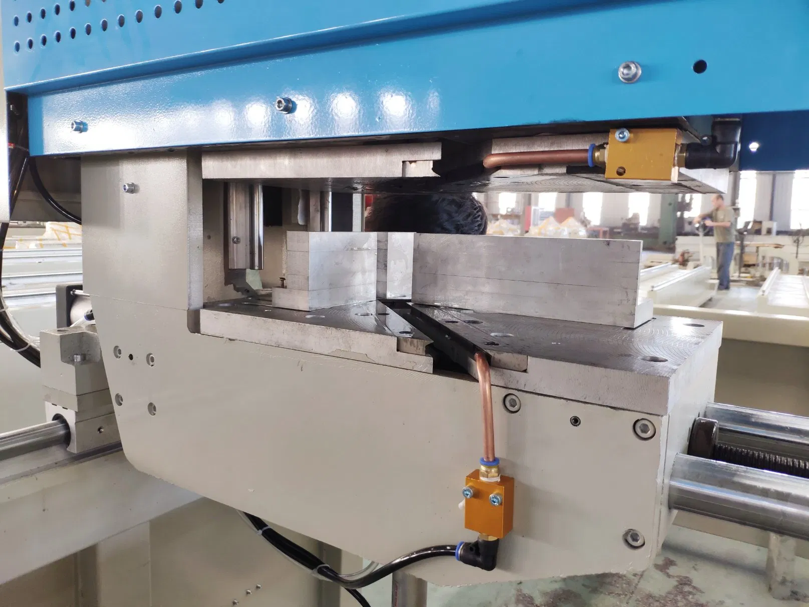UPVC/PVC Profiles Window and Door Double Head Seamless Welding Machine