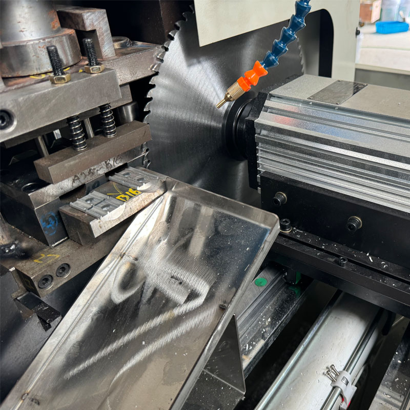 Parallel Groove Calmp Machines for Drilling Punching and Cutting Aluminum Profile