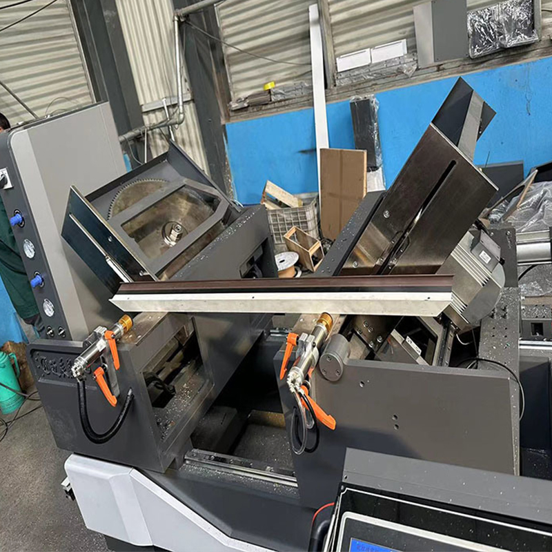 Aluminum PVC CNC Cutting Aluminium Profile Double Head Cutting Saw Window Making Machine