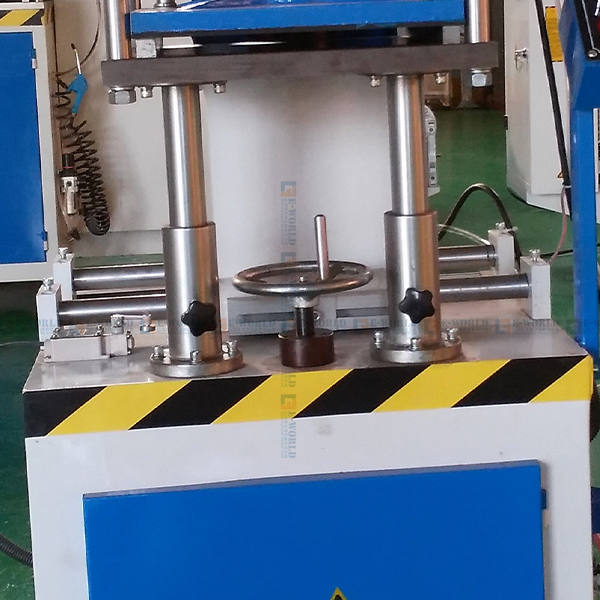 PVC and Aluminum End Milling Machine Window End Milling Machine
