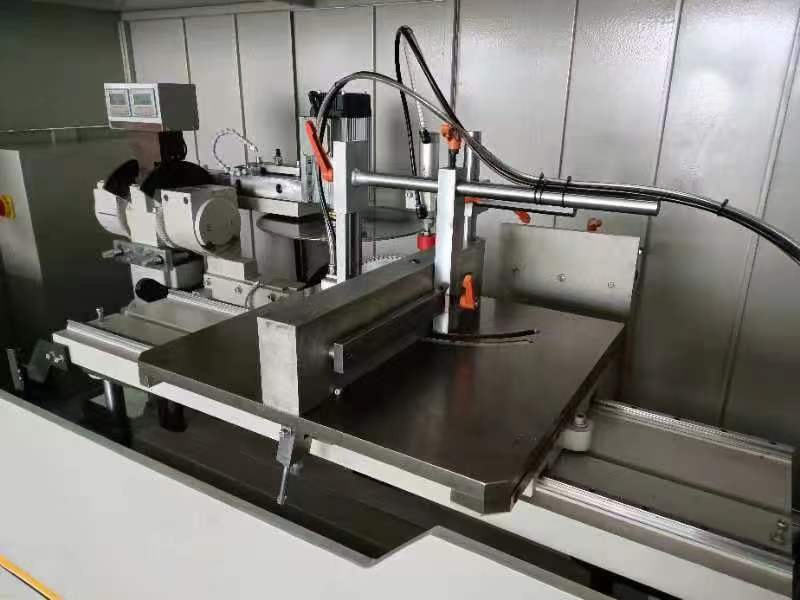 Industrial Aluminum Profile Aluminum Curtain Wall Material Manufacturing Equipment Notching Saw for Sale