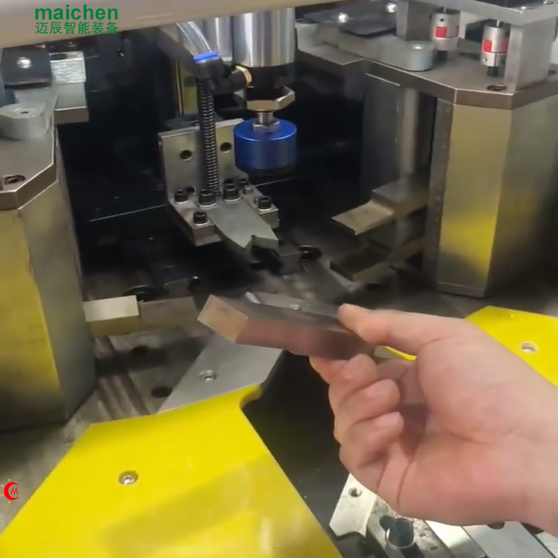 Aluminum Door and Window Machine Heavy-Duty Synchronous Corner Crimping Machine with Positioning and Elevation Functions