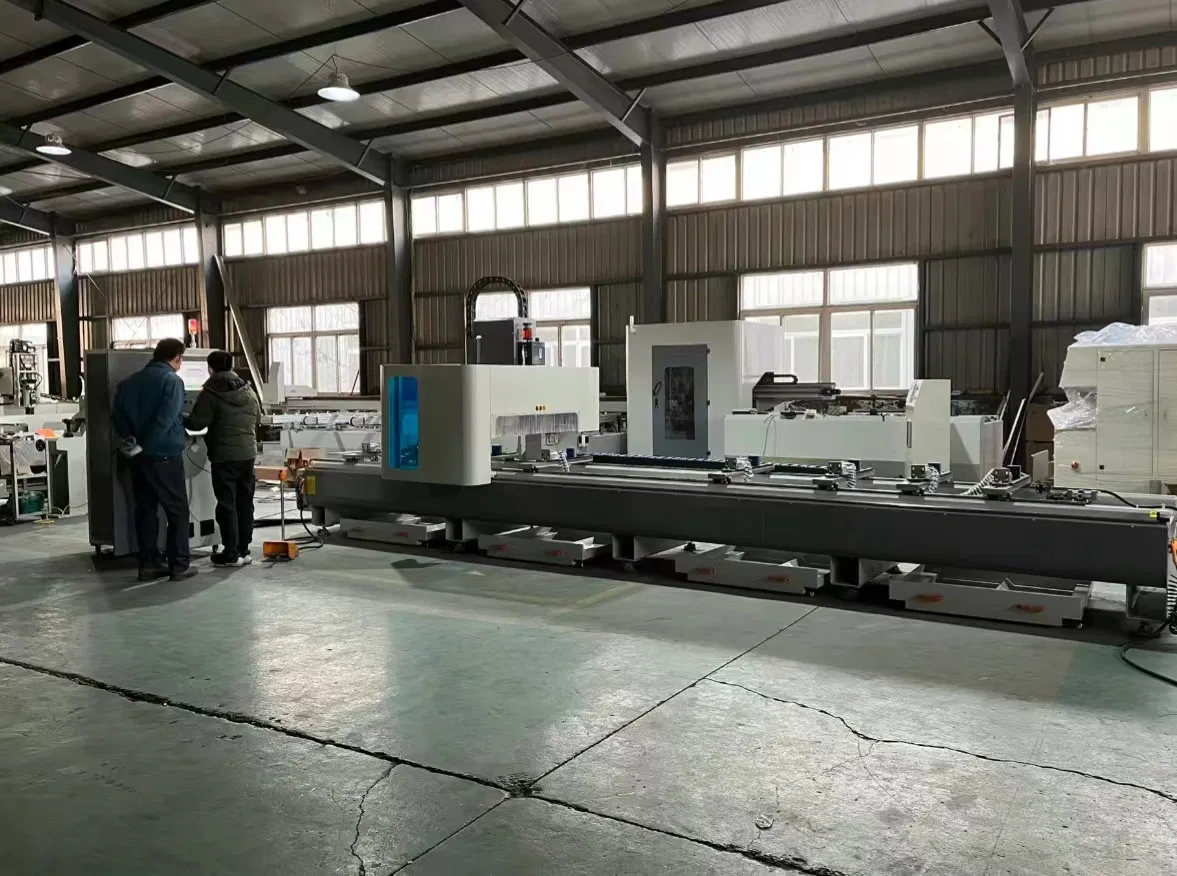 4 Axis CNC Machining Center with Moving Gantry Structure for Drilling Milling Cutting on Bars or Workpieces of Aluminium PVC