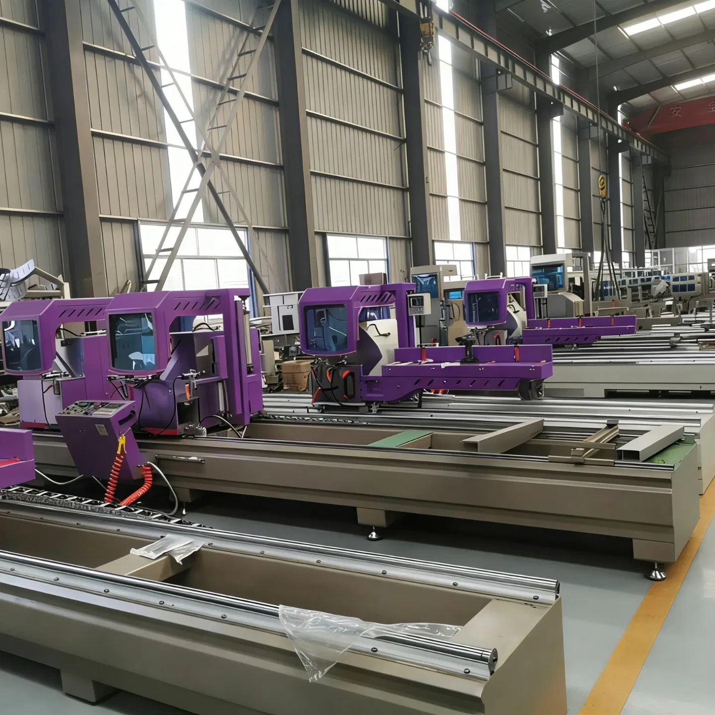 Digital Display Automatic UPVC Glass Bead Cutting Saw Machine