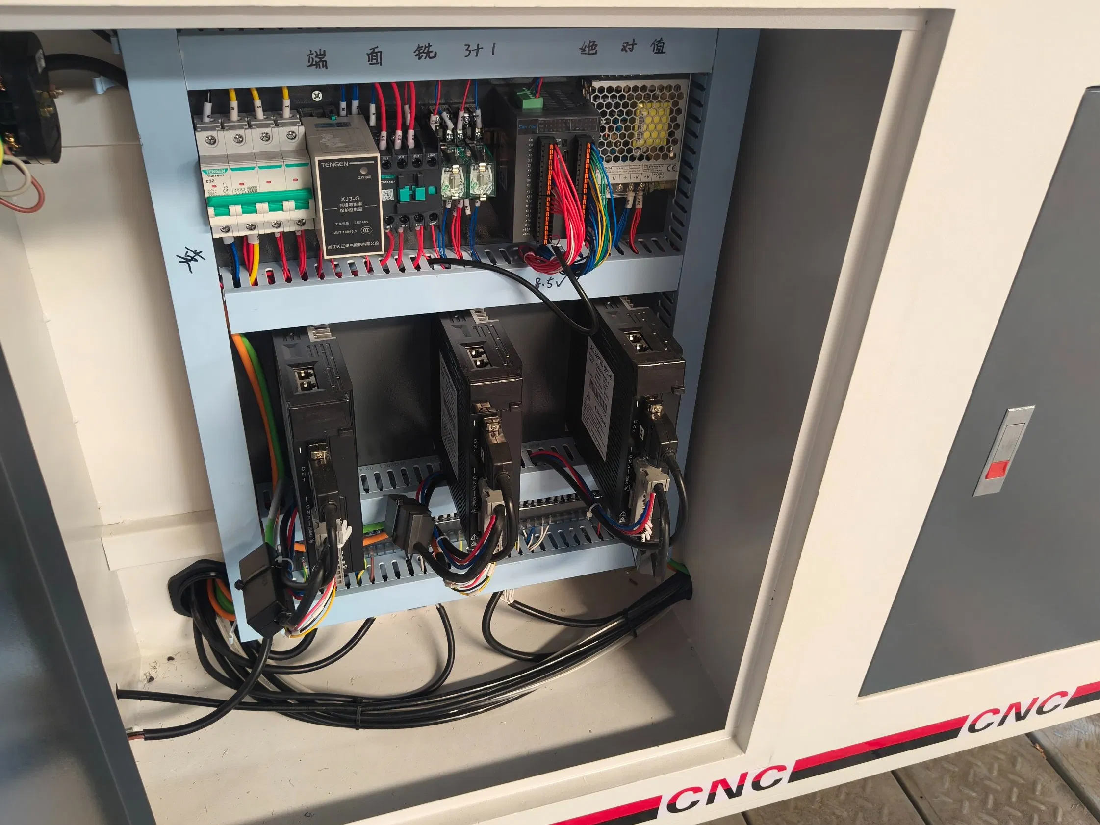 Aluminum Door and Window Equipment, Window Making Machine End Milling Machine