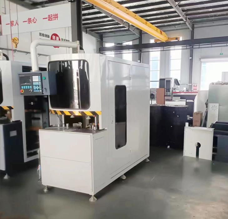 3cutters / 5cutters / 6cutters/9 Cutter Plastic CNC Corner Cleaning Machine Vinyl Window Machine for PVC Profile