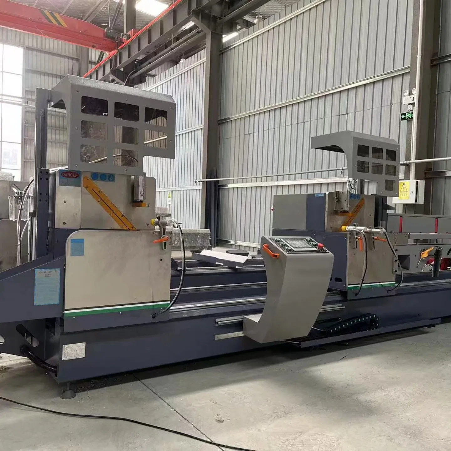 Source Factory, Door and Window Aluminum End Face Milling Machine