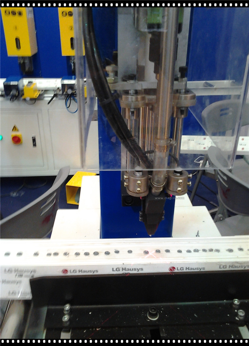 Automatic Screw Fastening Machine Screw Installing for Sale/PVC Window Door Single Head Screw Drilling Fixing Machine