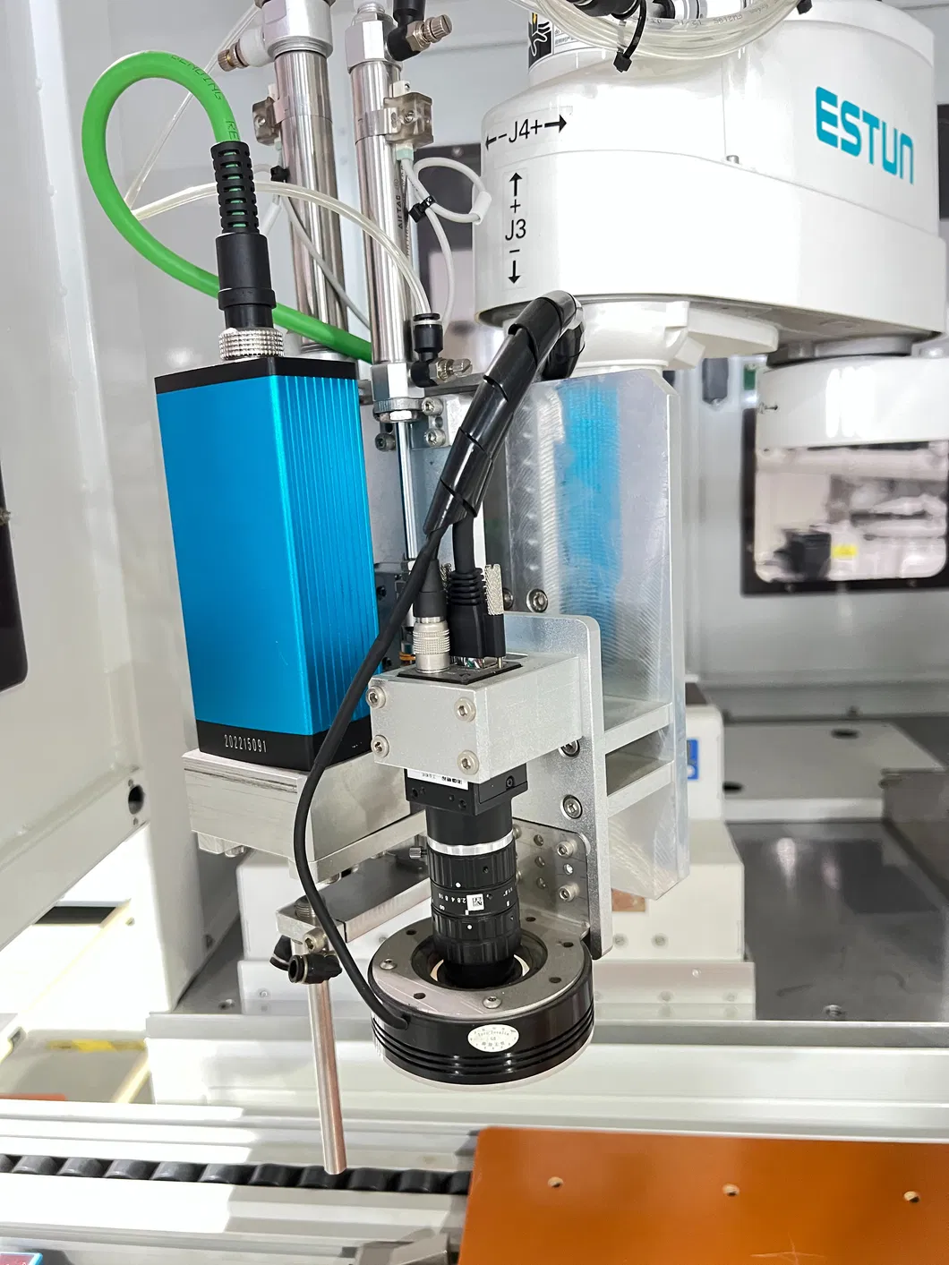 Screw Fastening Machine Front View