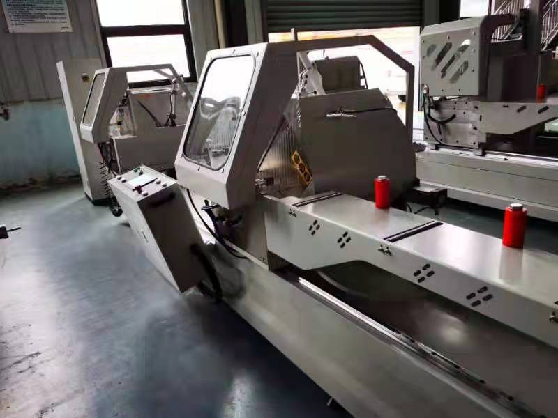 Aluminum Window Machine CNC Double Head Precision Cutting Saw