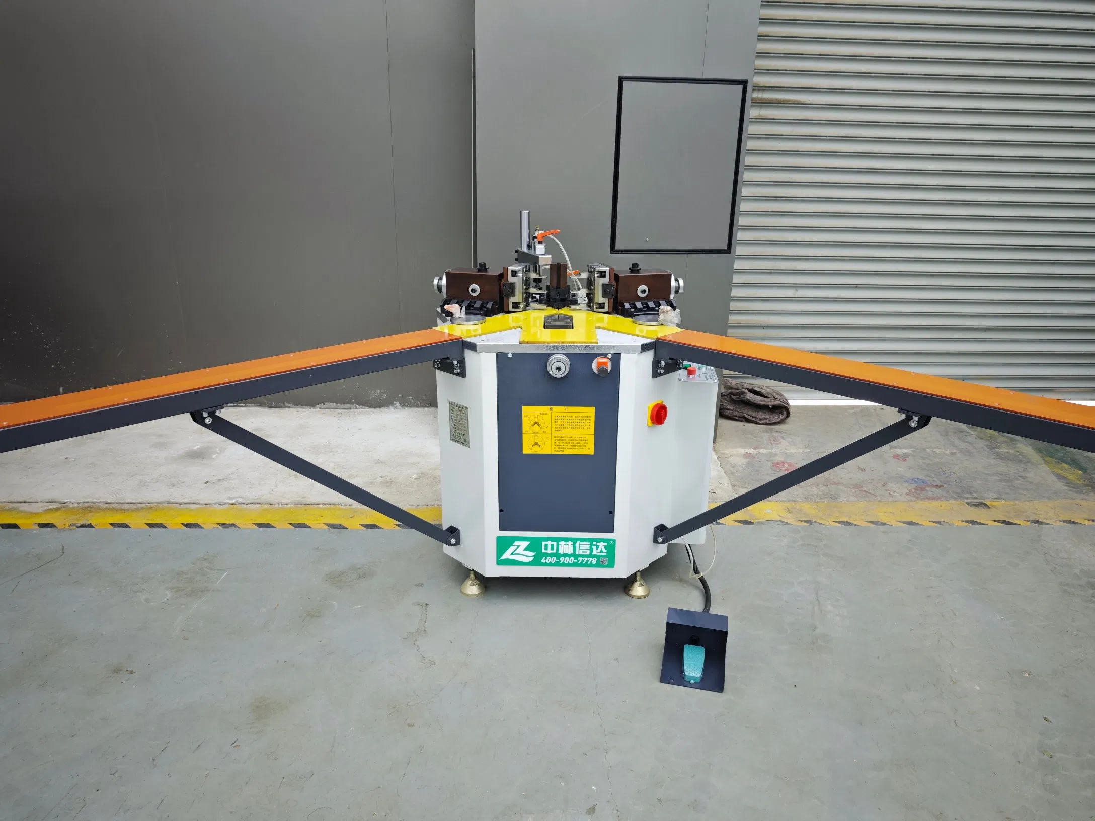 Hydraulic Corner Crimping Machine - High Precision Aluminum Window Door Profile Punching Riveting Equipment Template