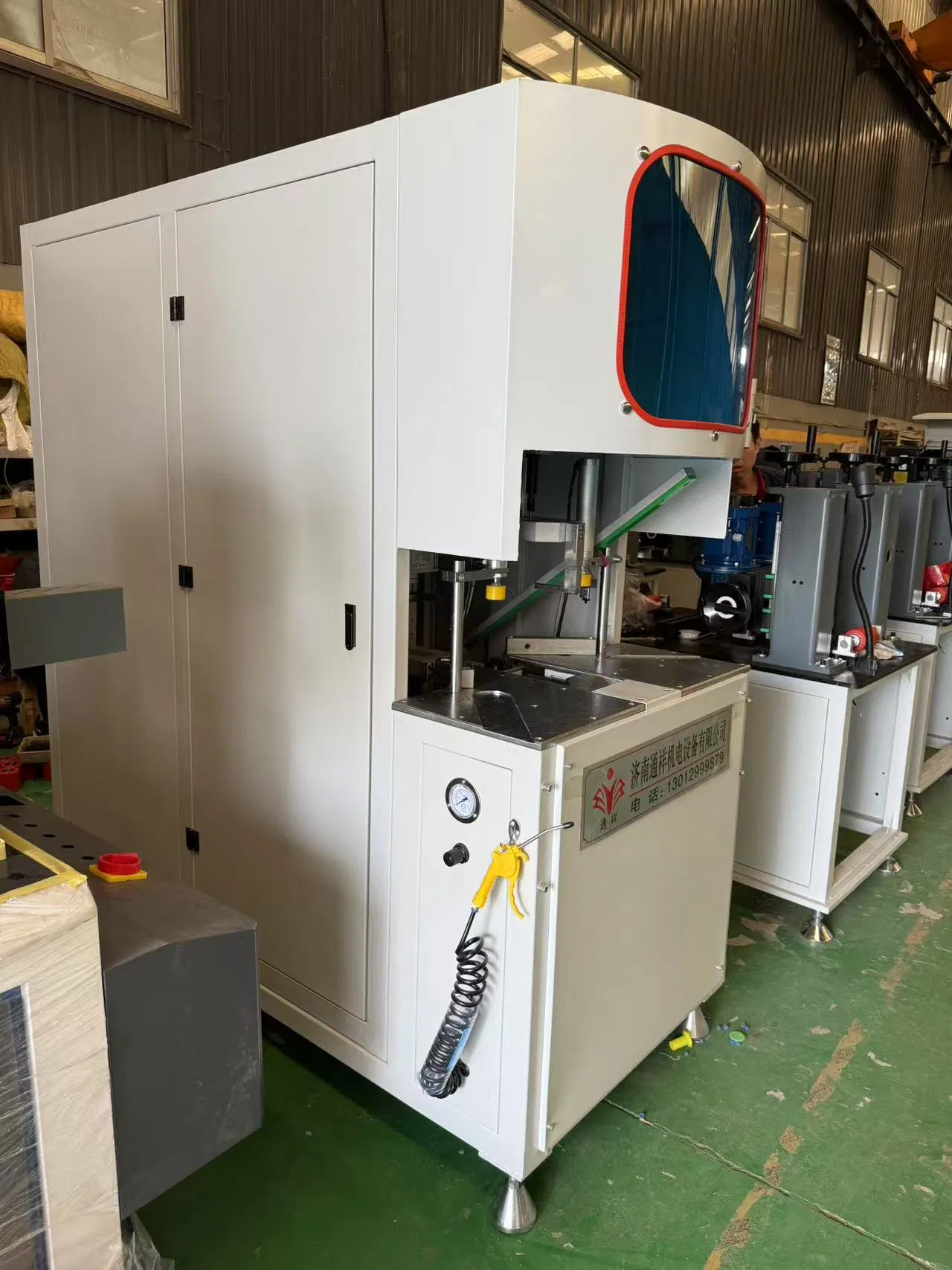 CNC Corner Cleaning Machine 2