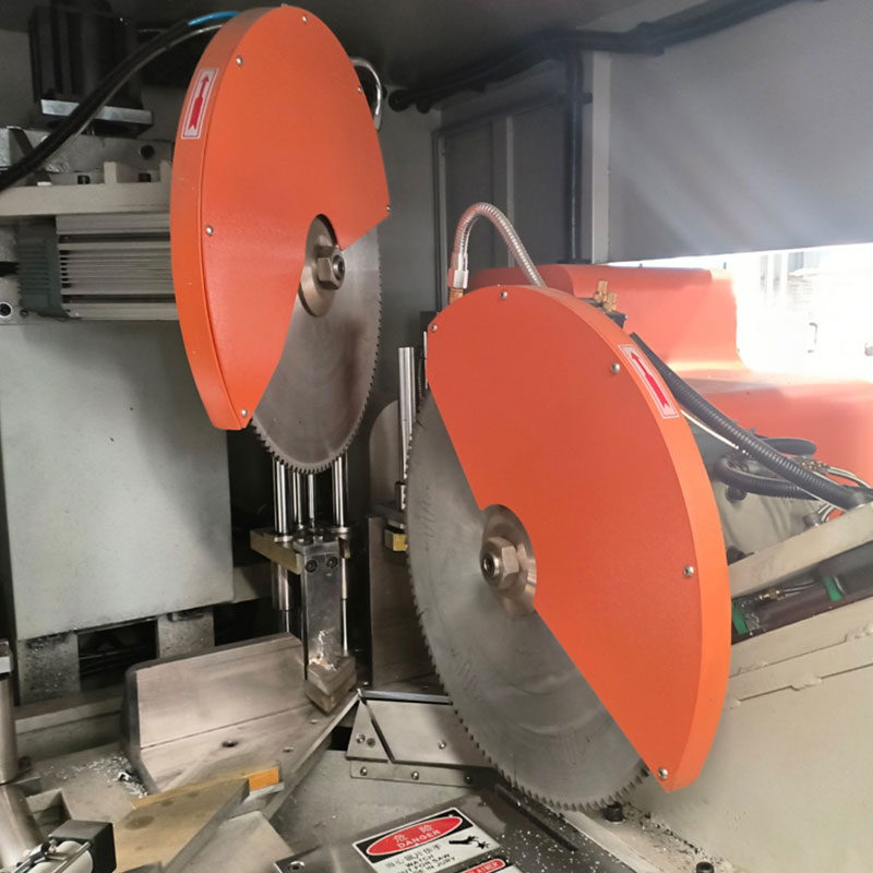 Competitive Price CNC 6500mm Automatic Cutting Saw PVC Aluminum Profile Sawing Center