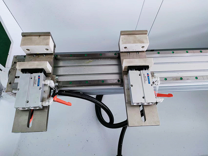 CNC Machine Double Head Drilling Machine Milling Machine for Aluminum Profile