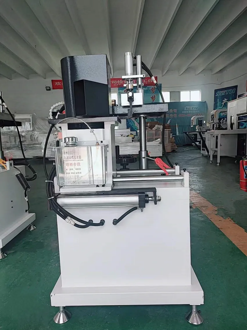 Aluminum Machine Photo 3