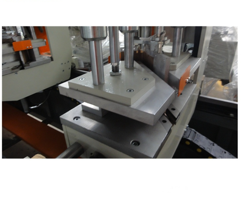 Single Head UPVC Plastic Profile Window Door Welding Machine