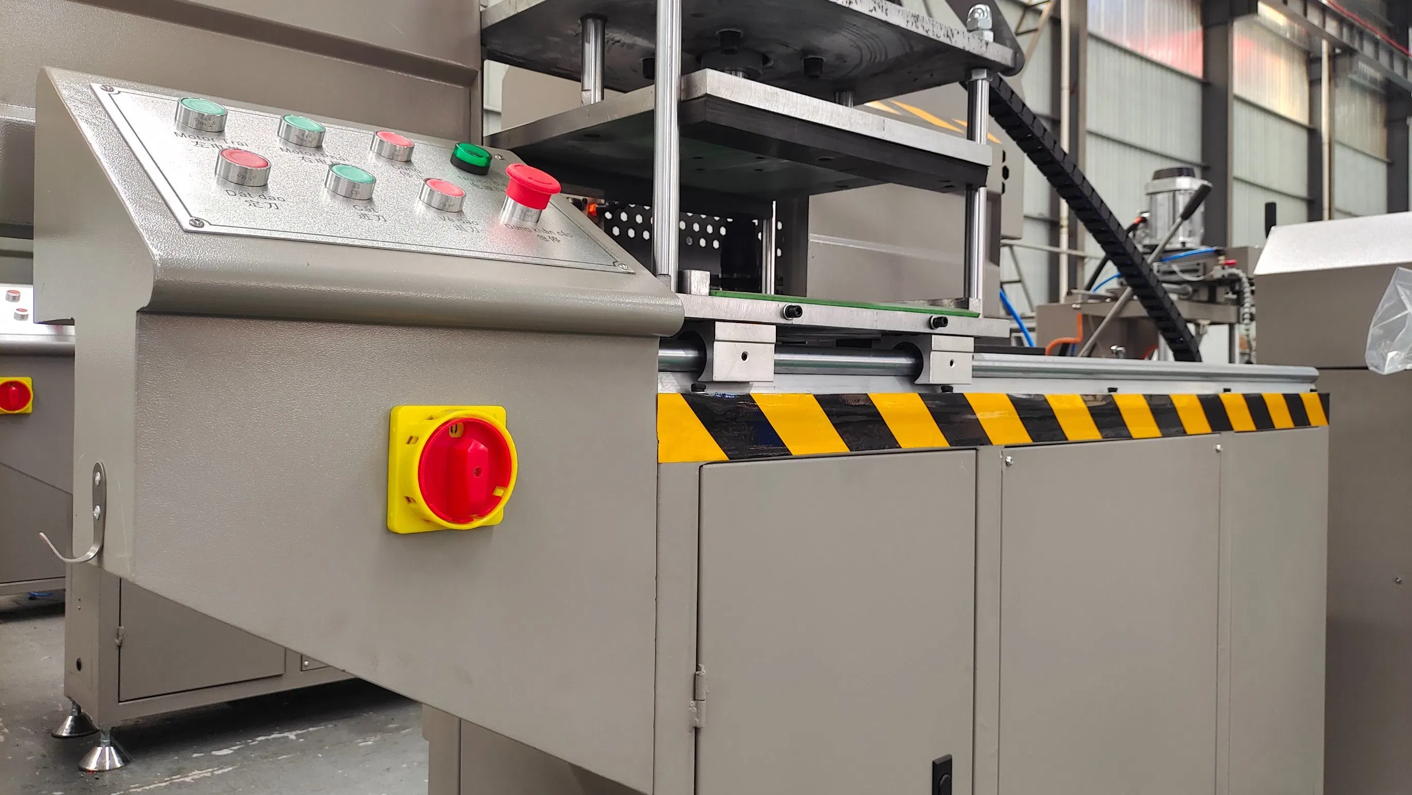 High Speed Window Structure Milling Machine Auto End-Milling Machine for Aluminum Profile Mullion