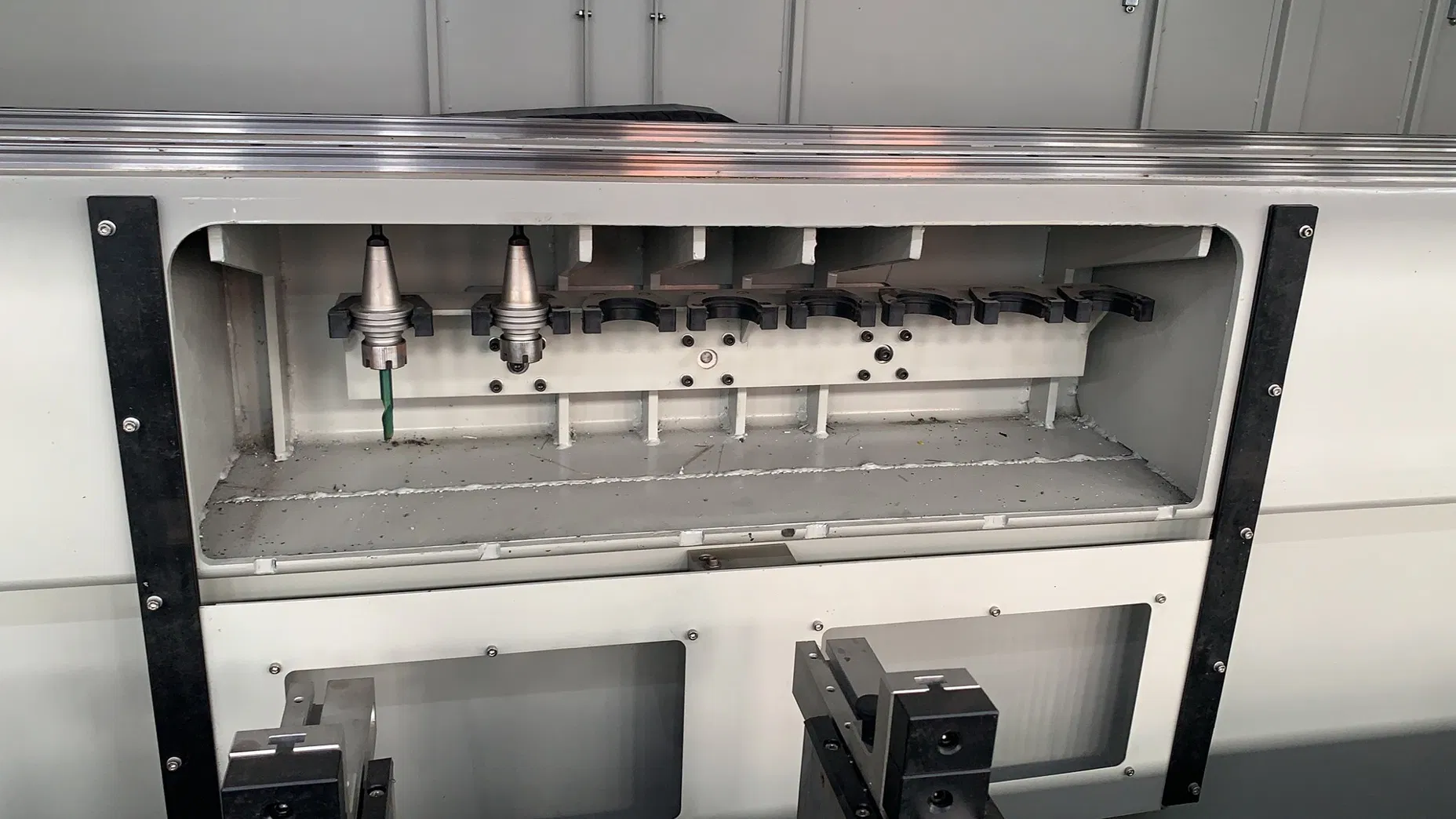 Aluminum Four Axis CNC Machining Center Aluminium Window Door Machine CNC Frame Hinge Handle Milling Centre