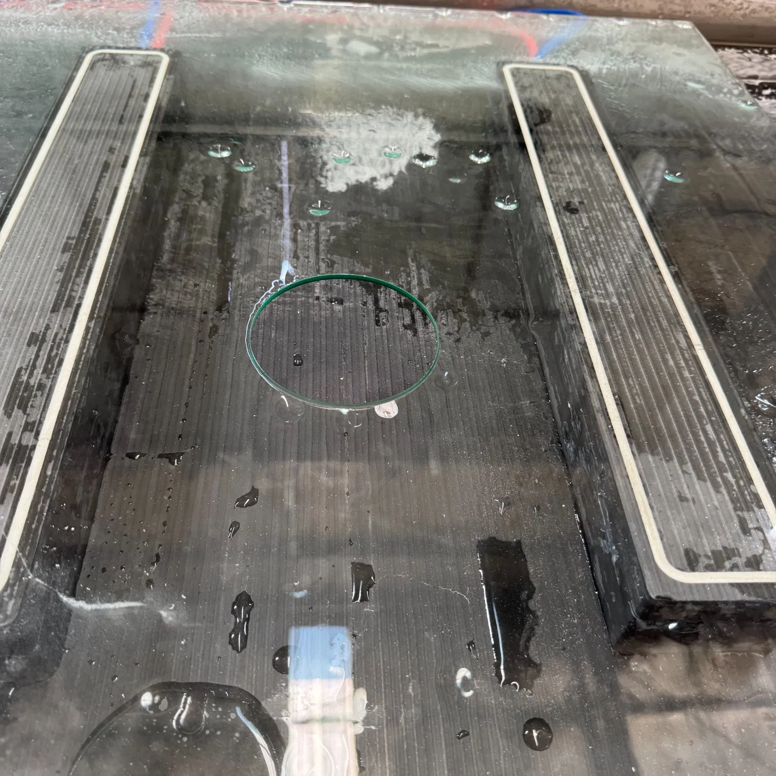 Shandong Linyi Factory CNC Glass Million Machine Fully Automatic Glass Processing Machine for Window Door Processing