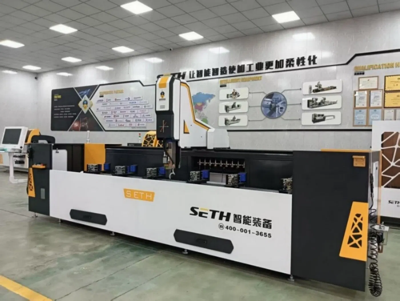 Four-Axis CNC Intelligent Machining Center for Aluminum Profile Doors &amp; Windows Machine