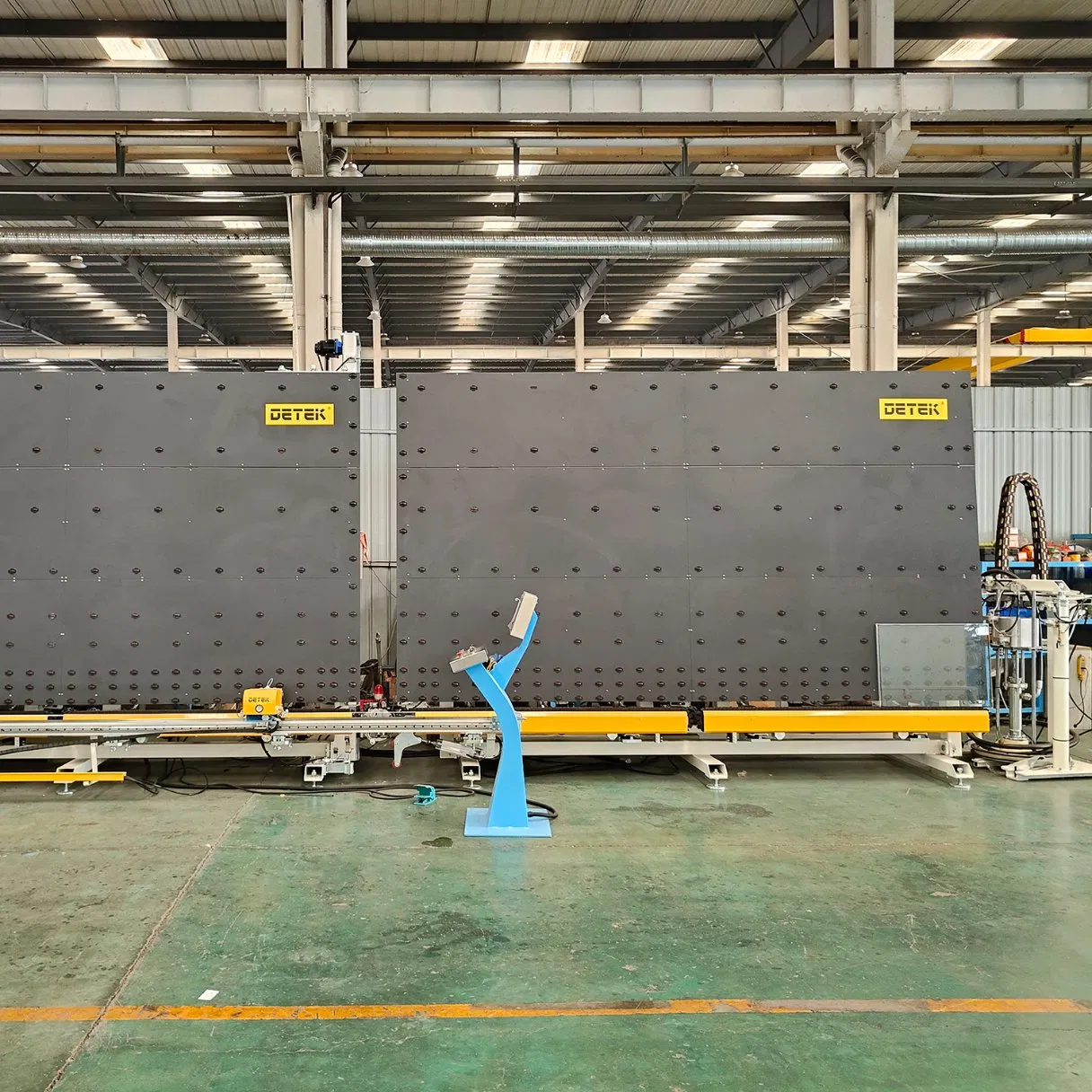 Insulating Glass Machine Sealant Auto Sealing Robot Machine Double Glazing Glass Secondary for Glass Processing Company 10%off