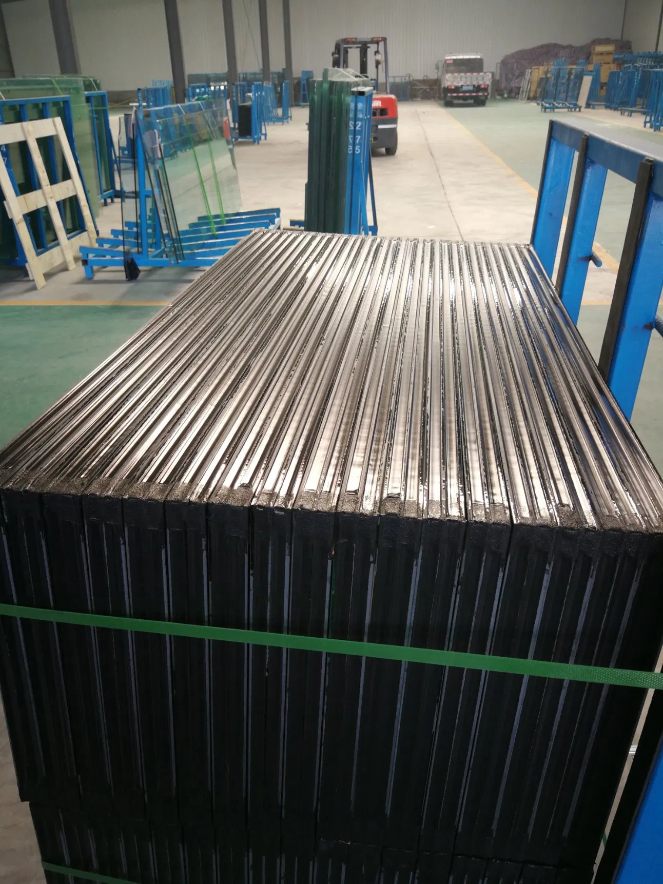 China Factory Supply Automatic Hot Melt Silicone Rubber Sealing Machine for Insulated Glass Unit