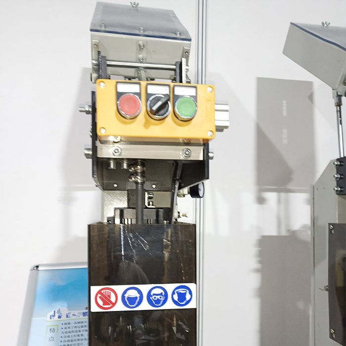 Glass Window Machine Price PVC Window and Door Machine Screw Fastening Machine for PVC and Aluminum