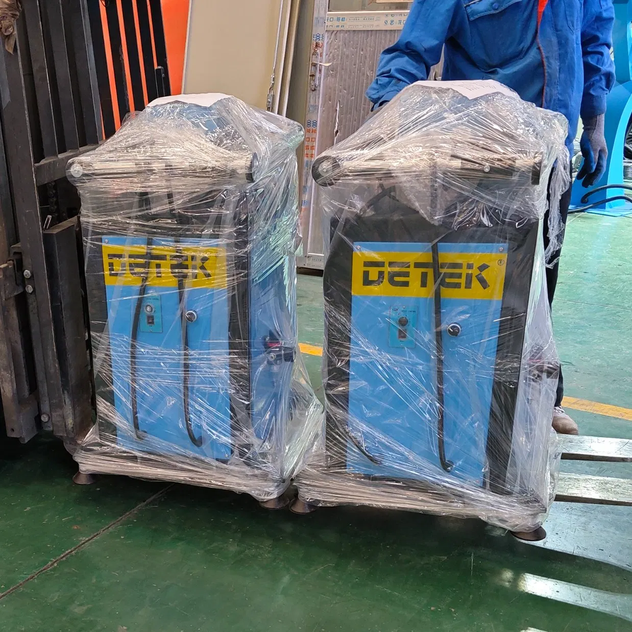 Rotated Table Machine for Insulated Glass Secondary Sealing