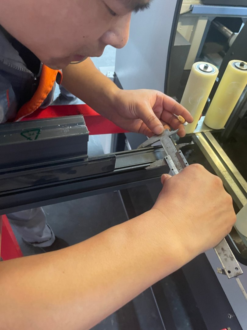 Rolling Machine Automatic CNC Rolling Compound Machine High-End Broken Bridge Aluminum Equipment