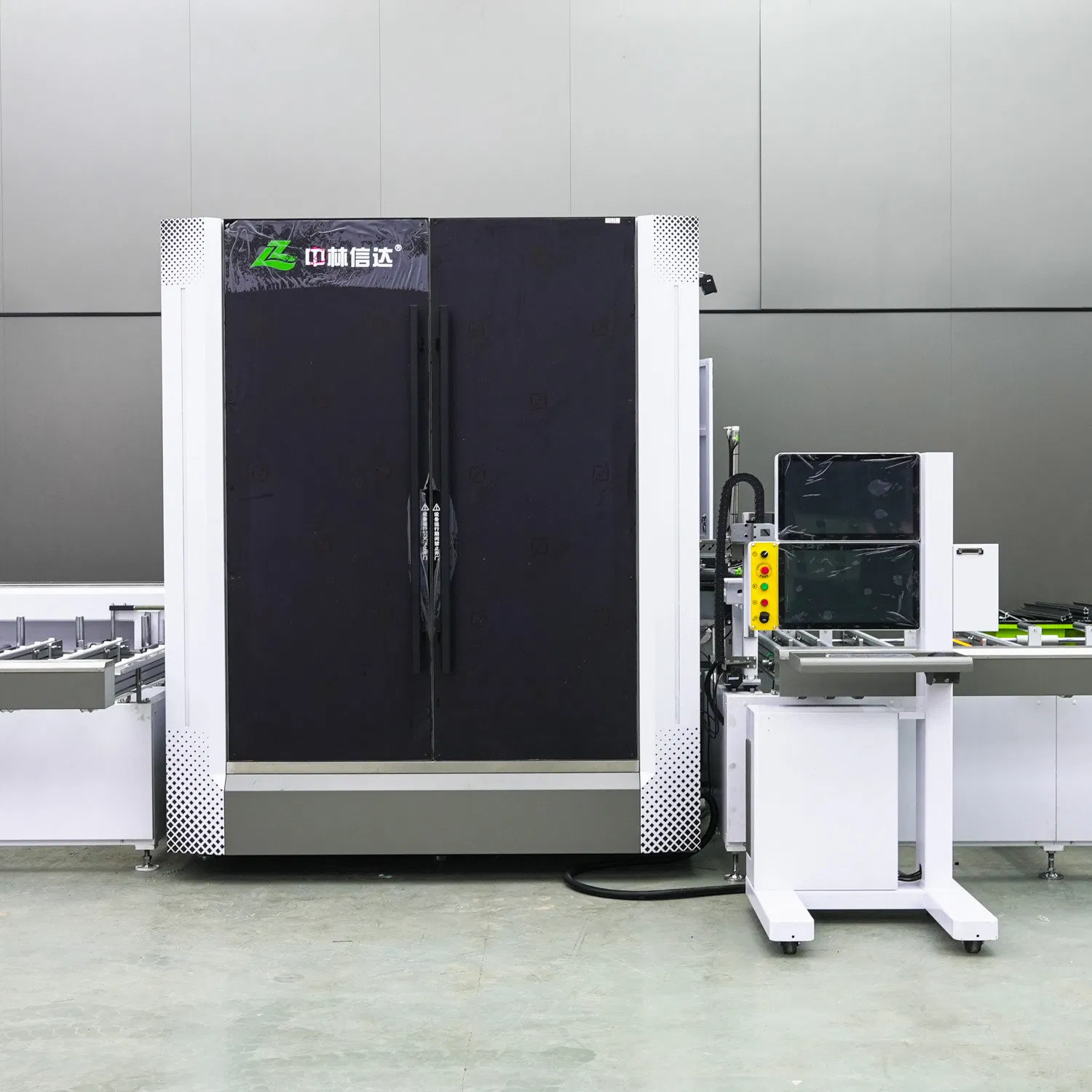 Innovative Cutting Drilling Milling Center for Aluminum and PVC Processing