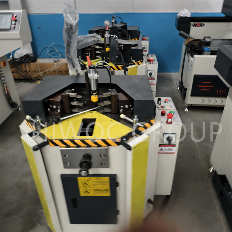 2026 Automatic Hydraulic Aluminum Corner Crimping Machine for Window Door Fabrication