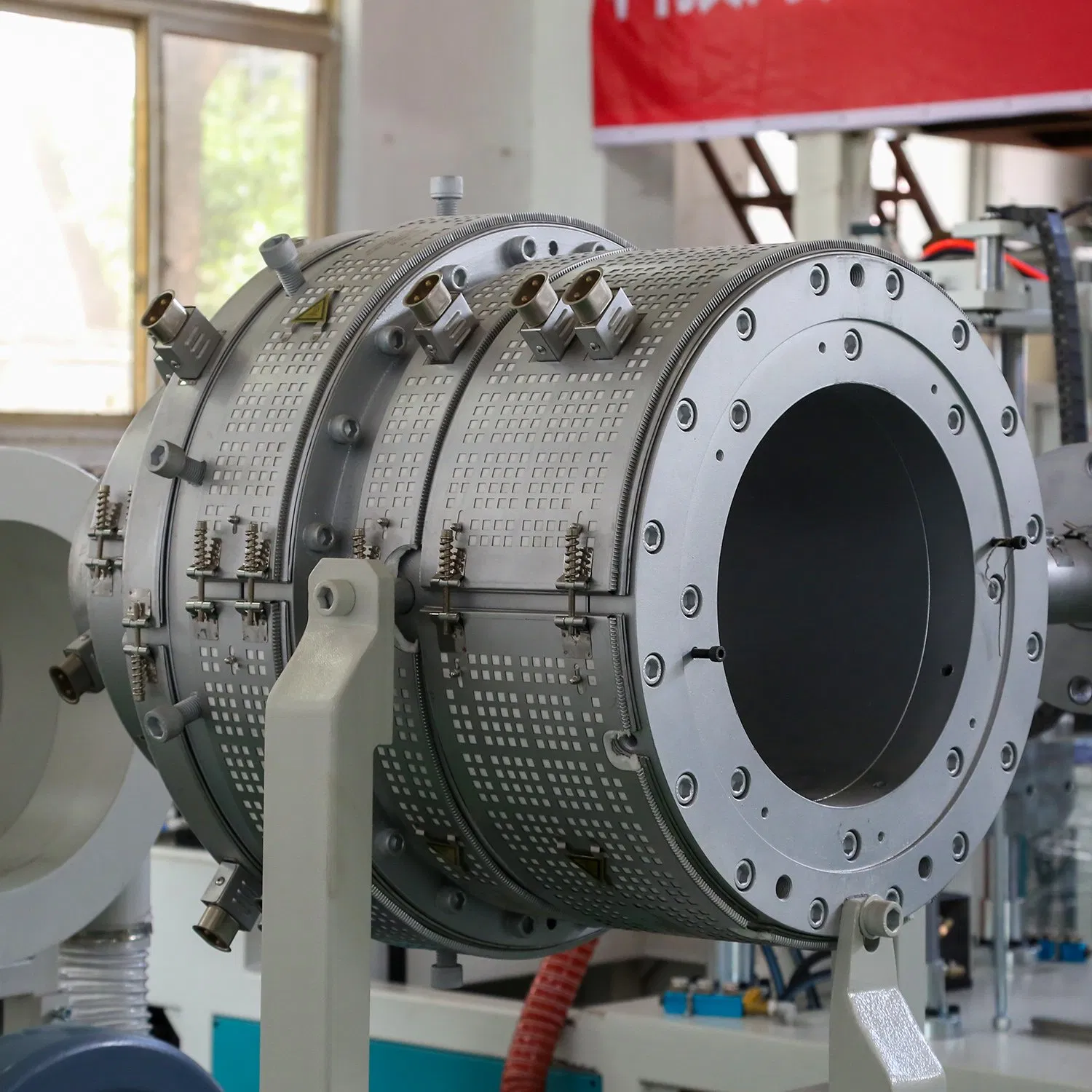 Plastic PVC/UPVC/CPVC/HDPE/PPR/LDPE/ Drip Irrigation/Conduit Cable/ Oil Rtp Pipe Tube Extruder/Extrusion Bending Production Line Making Machine