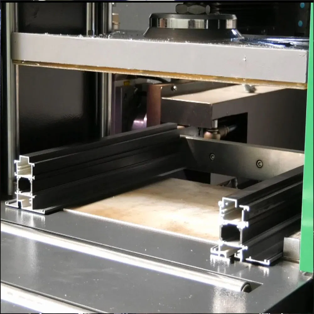 Window-Door Equipment Aluminum Window Frames and Vertical Frame Profiles CNC End Milling Machining Center