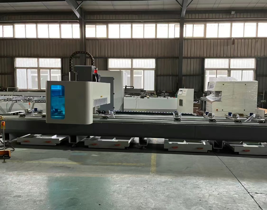 4 Axis CNC Machining Center with Moving Gantry Structure for Drilling Milling Cutting on Bars or Workpieces of Aluminium PVC