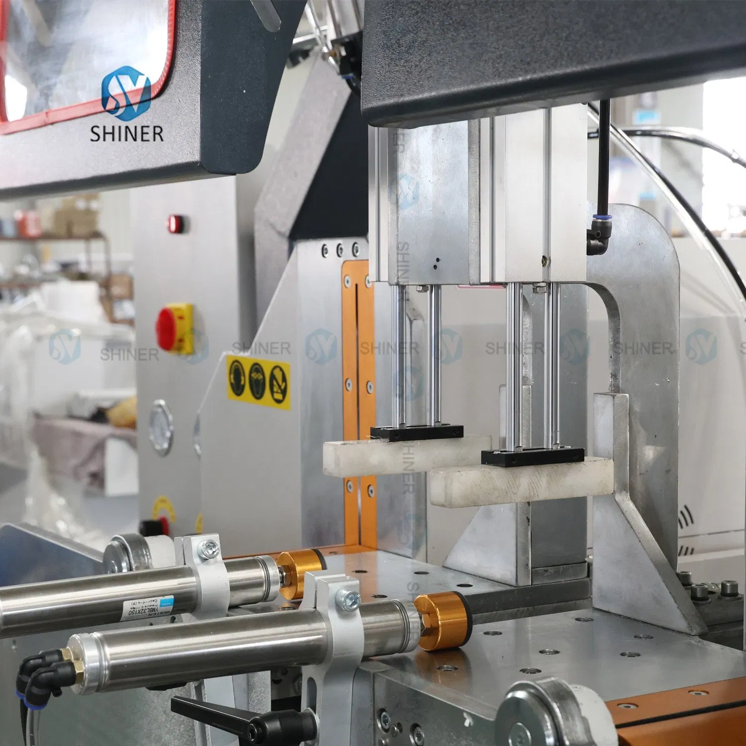 Aluminum UPVC PVC Profile Window Door CNC Aluminum Cutting Saw Double Head Precision Cutting Machine