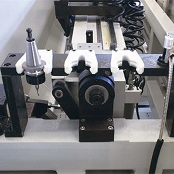 High Precision CNC Machining Center for Aluminum Profiles