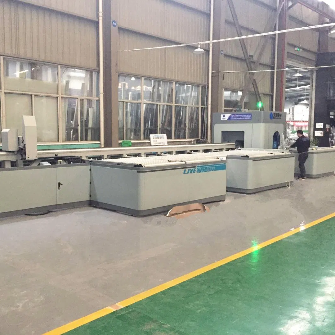 High-Precision Aluminum Cutting Saw Center with CE SGS Certification