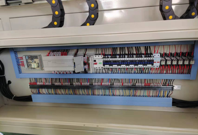 Four-Head Automatic Screw Fastening Machine for Aluminum UPVC Window Machine