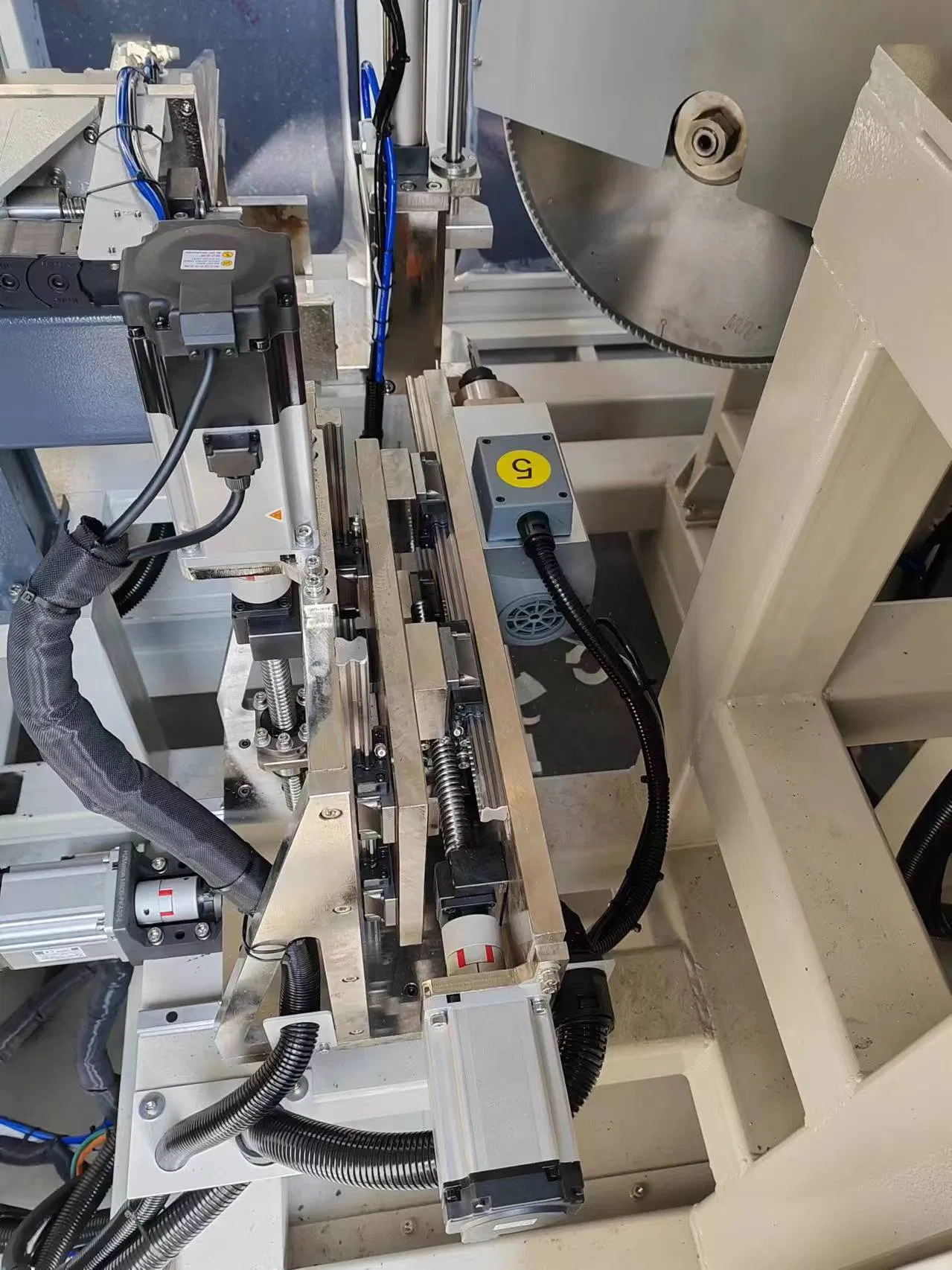 Aluminum Profile CNC Cutting and Machining Center